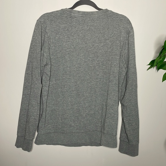 New Look Graphic Crew Neck Sweater - Picture 7 of 7